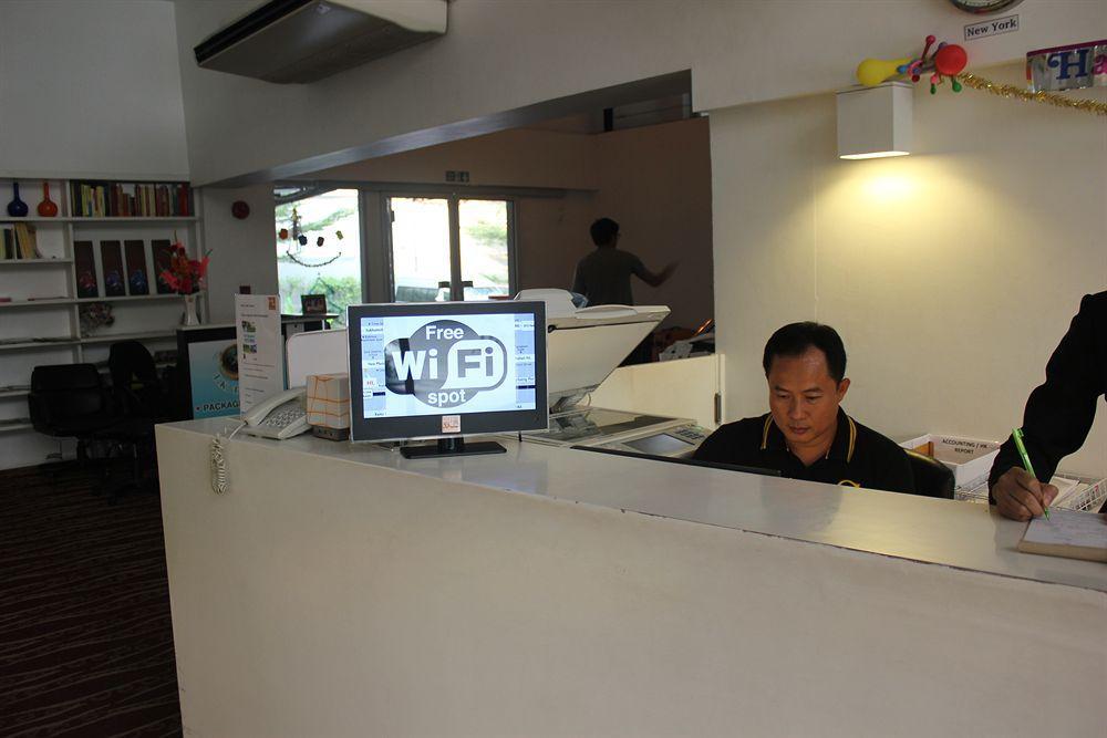 D Varee Xpress Makkasan Hotel Banguecoque Exterior foto