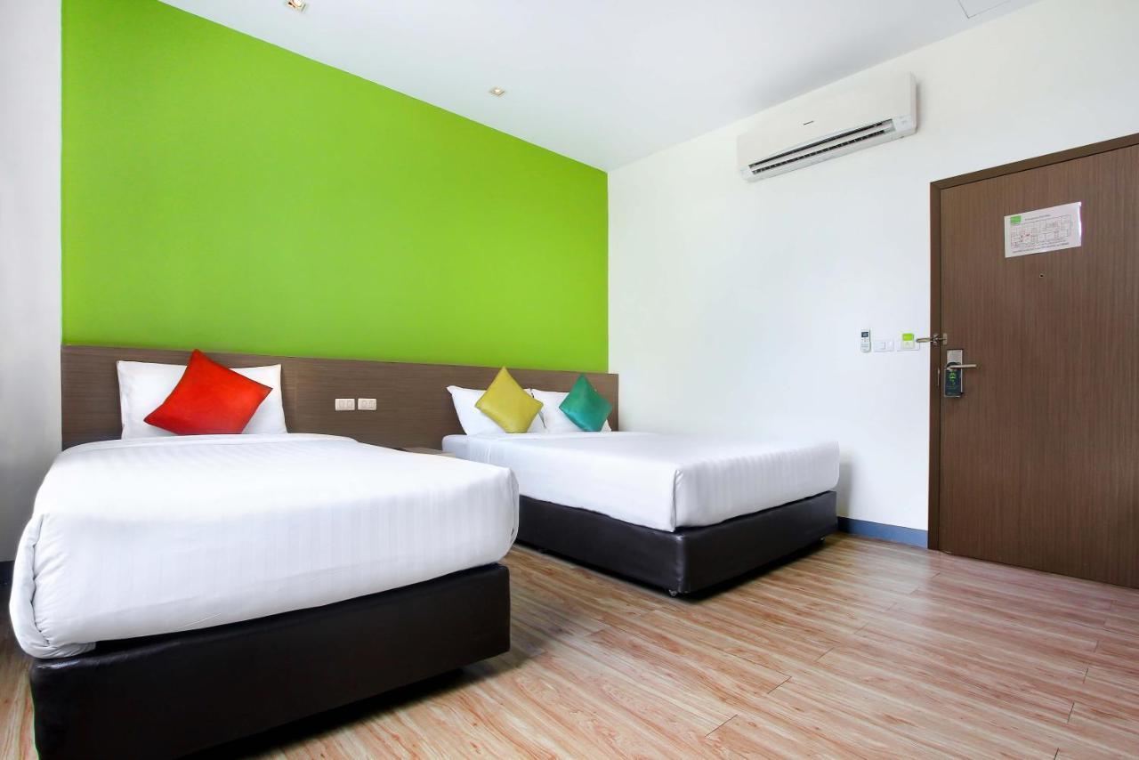 D Varee Xpress Makkasan Hotel Banguecoque Exterior foto