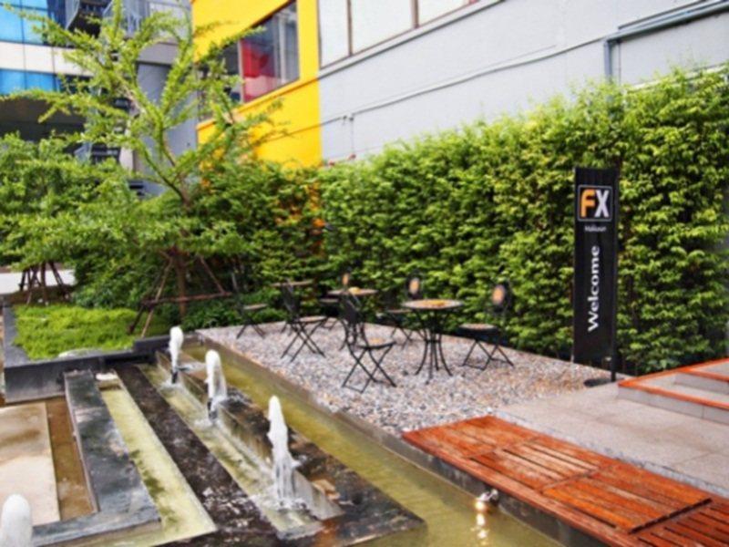 D Varee Xpress Makkasan Hotel Banguecoque Exterior foto