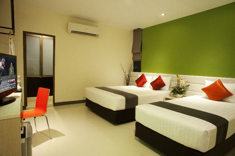 D Varee Xpress Makkasan Hotel Banguecoque Exterior foto